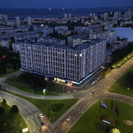 арена изгрев شقة بورغاس