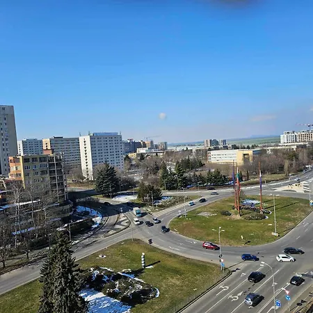 Апартамент арена изгрев Бургас